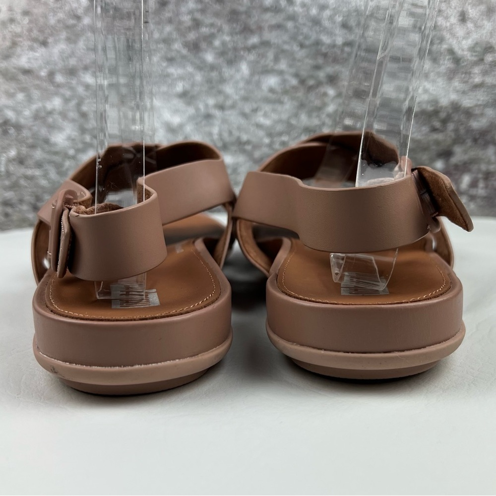 534aub Fitflop Elegant Women's nude Sandals
Size 10 - Picture 4 of 10